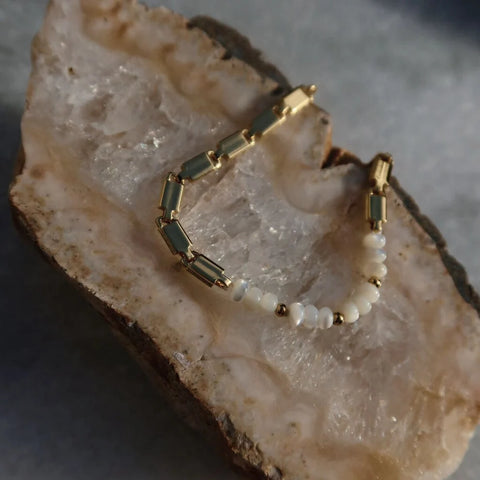 Pearl + Chain bracelet with faux pearls on a gold flat-link chain