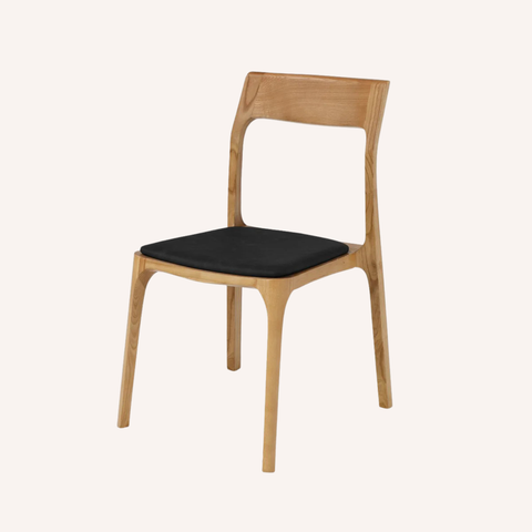 Cove dining chair Vaasa frame with black leather seat, front view