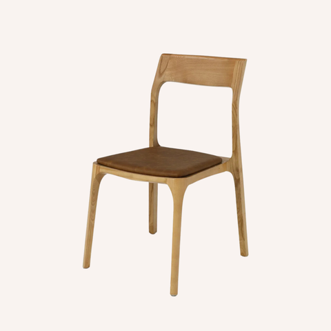 Cove dining chair Vaasa frame with tan leather seat, front view