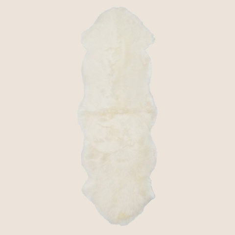 Double sheepskin throw in Ivory colourway, full view