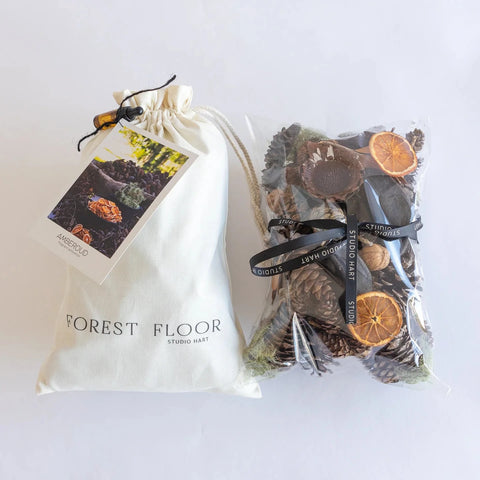 Forest Floor Amberoud potpourri product shot