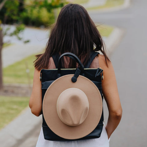 Klipsta Hat Clip Black attached to bag