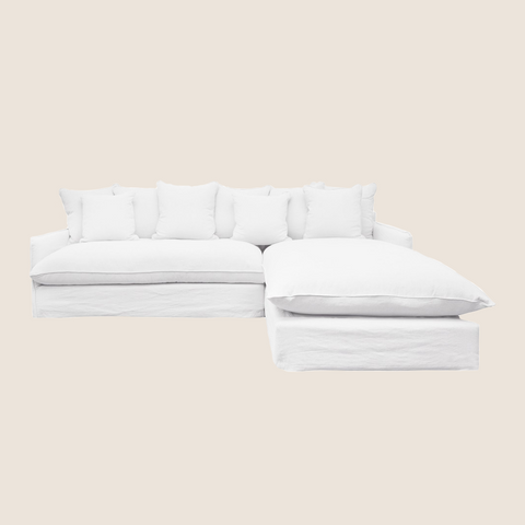 Lazy Days chaise sofa 2.5 Seat RH Chaise in White, front view