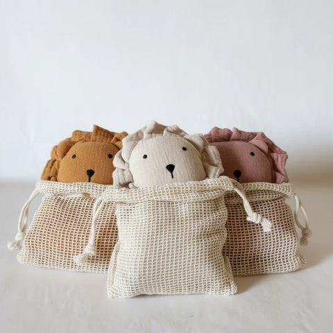 Leni The Lion Comforter in Rust