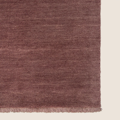 Sandringham rug Merlot colourway, front product view