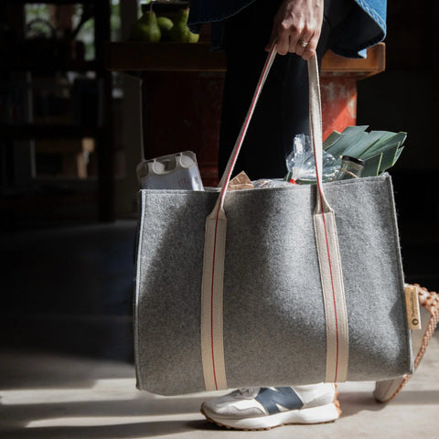 The Wool Bag handle detail