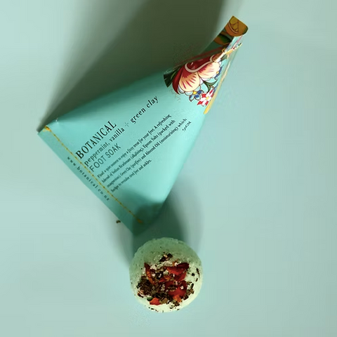 Vanilla, Peppermint + Green Clay Foot Soak