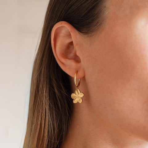Small stainless steel flower hoops