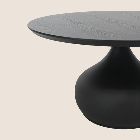 Bubble nesting tables Low close up